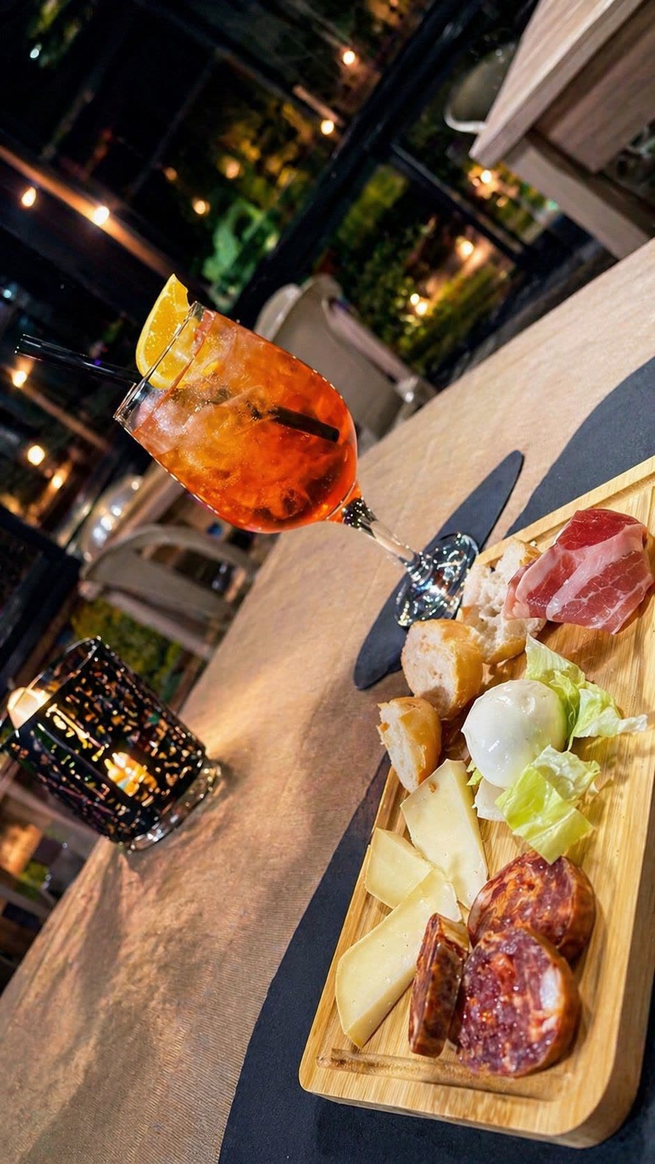 Aperitivo a lume di candela