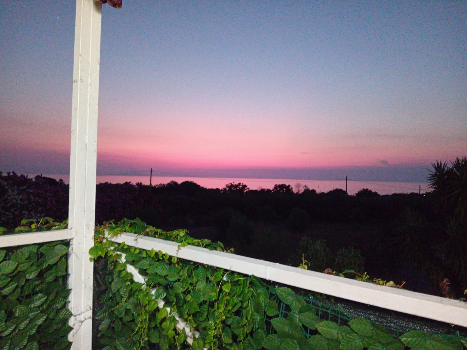 Tramonto rosa a Ricadi